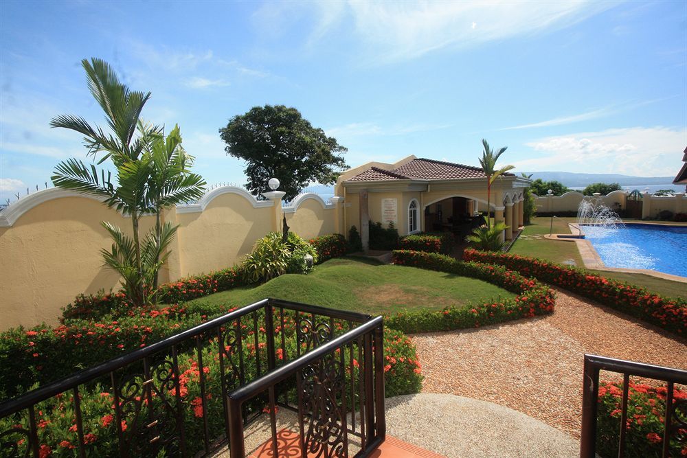 Star View Boutique Resort Dumaguete City Bagian luar foto