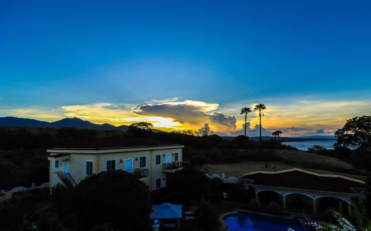 Star View Boutique Resort Dumaguete City Bagian luar foto